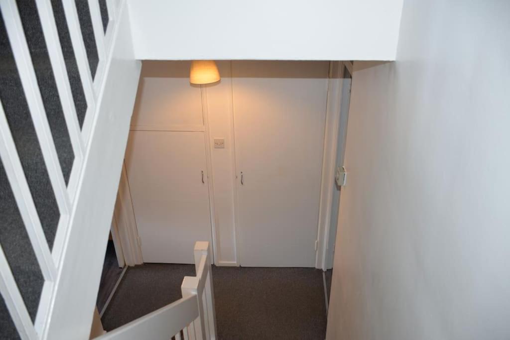 London Zone 2, 2 Bedroom House Exterior foto