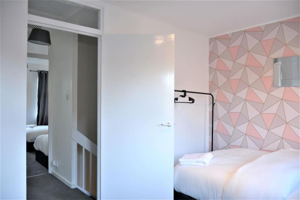 London Zone 2, 2 Bedroom House Exterior foto