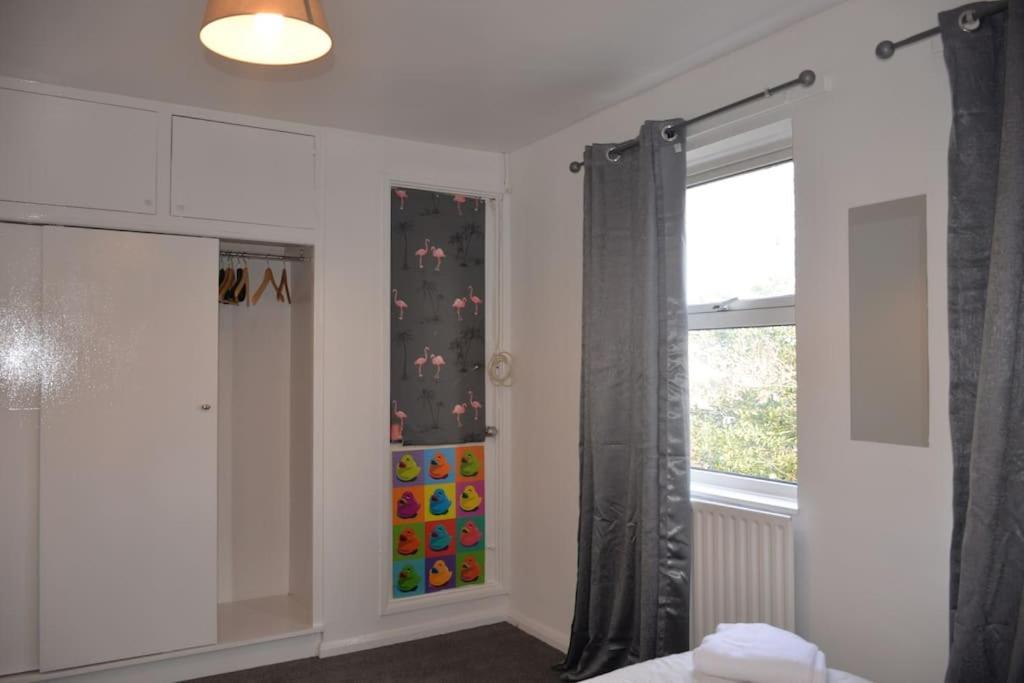 London Zone 2, 2 Bedroom House Exterior foto