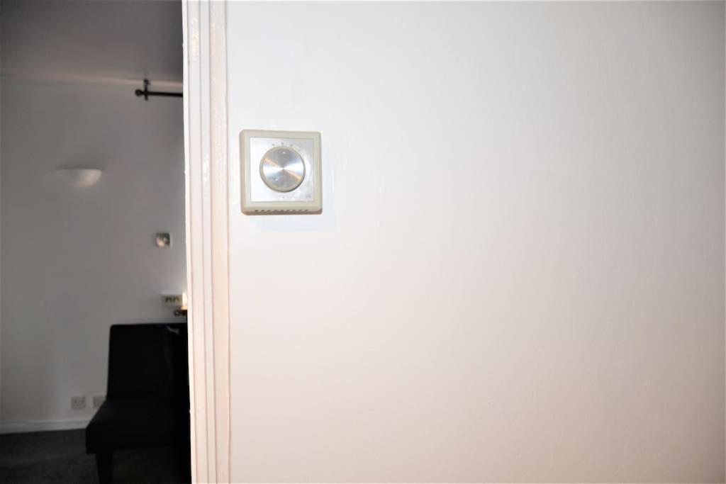 London Zone 2, 2 Bedroom House Exterior foto