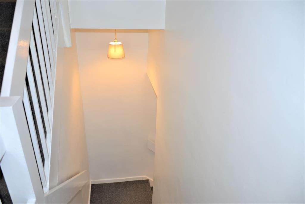 London Zone 2, 2 Bedroom House Exterior foto